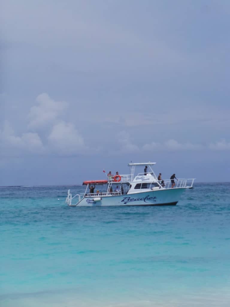 Beaches Turks Caicos dive boat