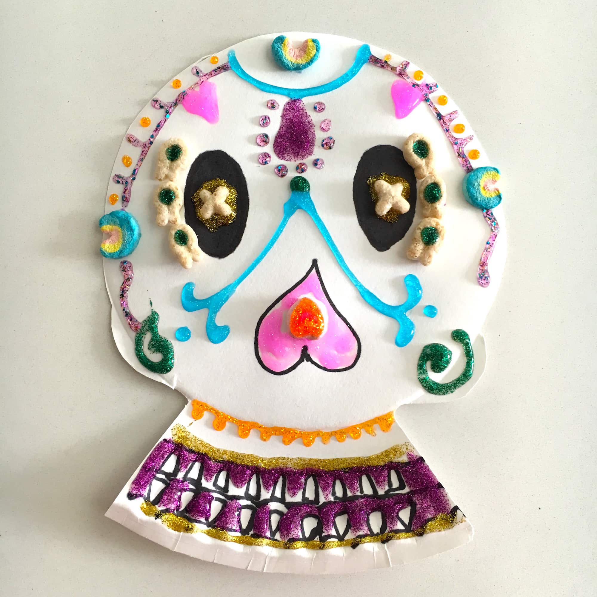 Craft For The Day Of The Dead: Paper Plate Skull