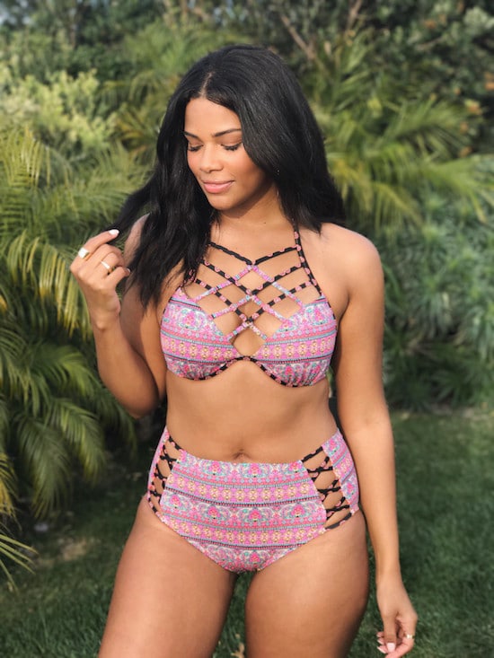 Can you wear a bikini with stretch marks?