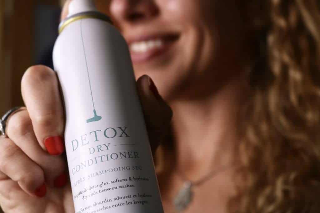 DryBar Detox Dry conditioner works on curly hair, too