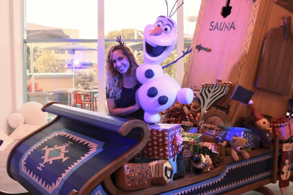 Olaf Frozen Adventure sleigh