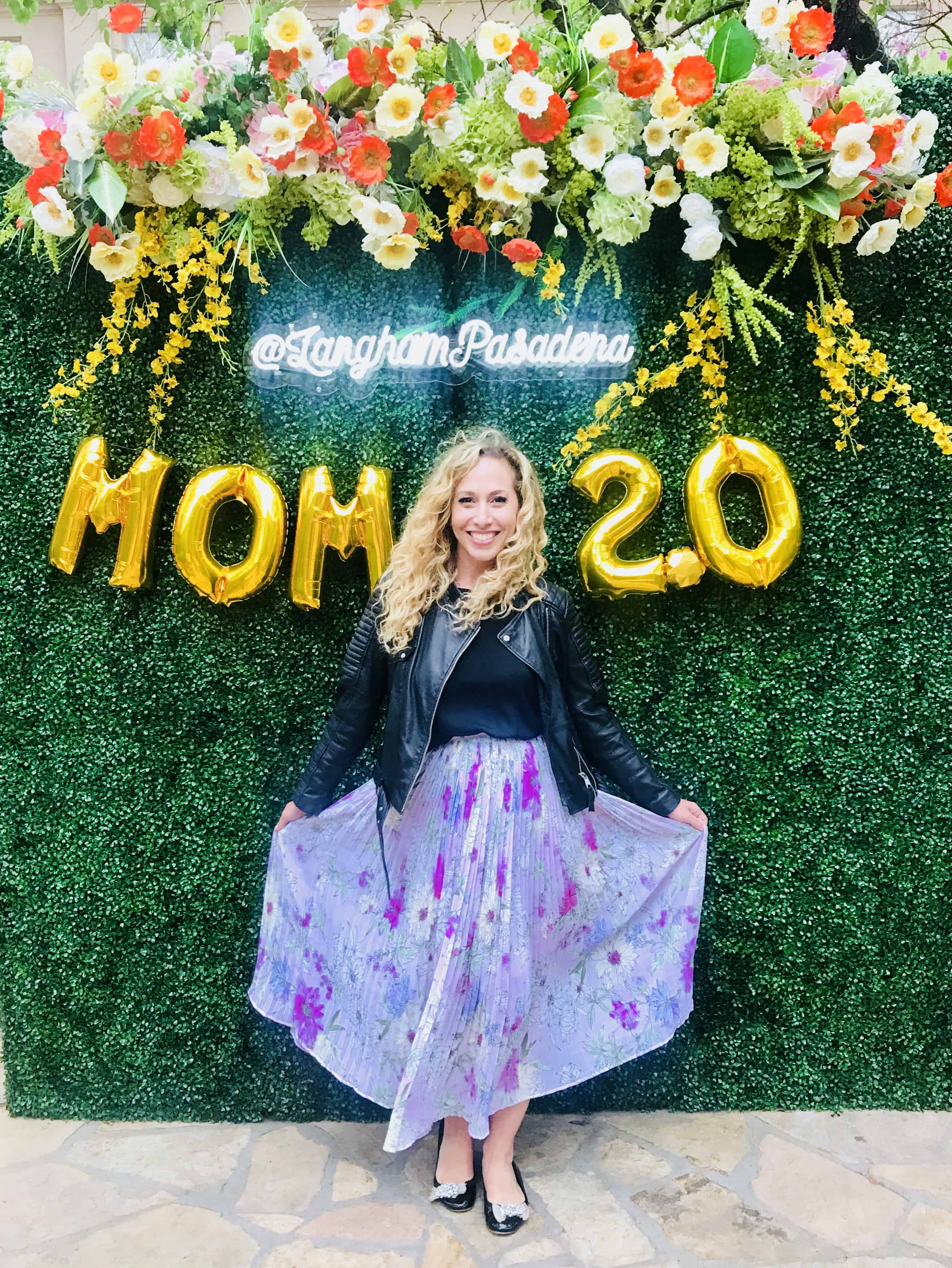 No, Blogging Is Not Dead And Other Things I Learned At Mom 2.0 Summit