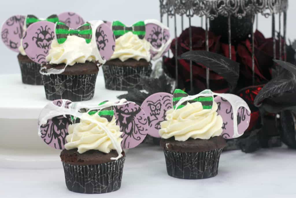 How to make Haunted Mansion cupcakes