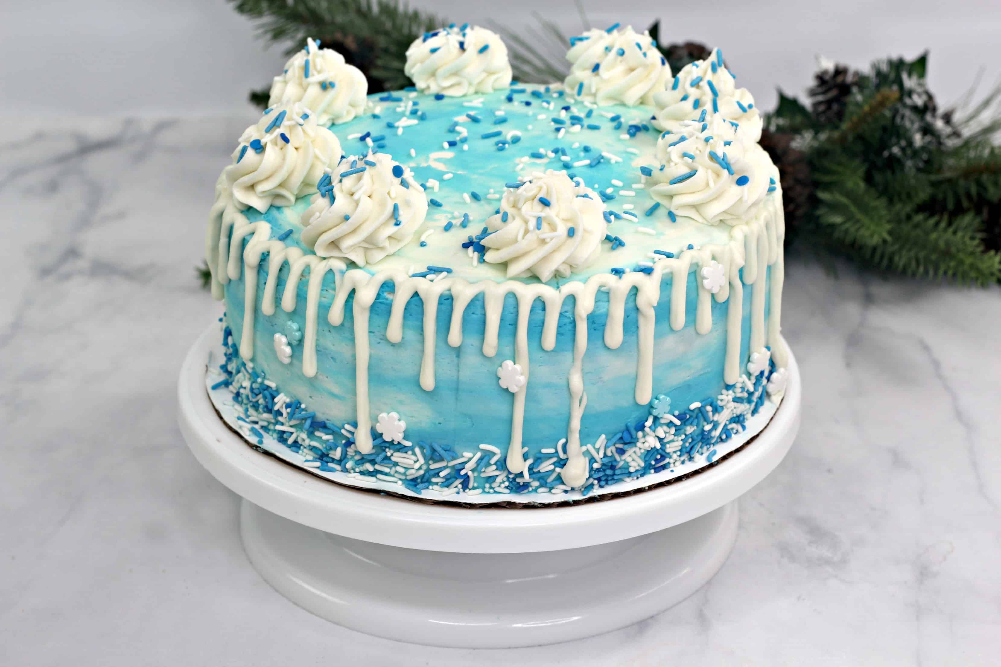 How to make the perfect Sparkle Cake for Frozen fans