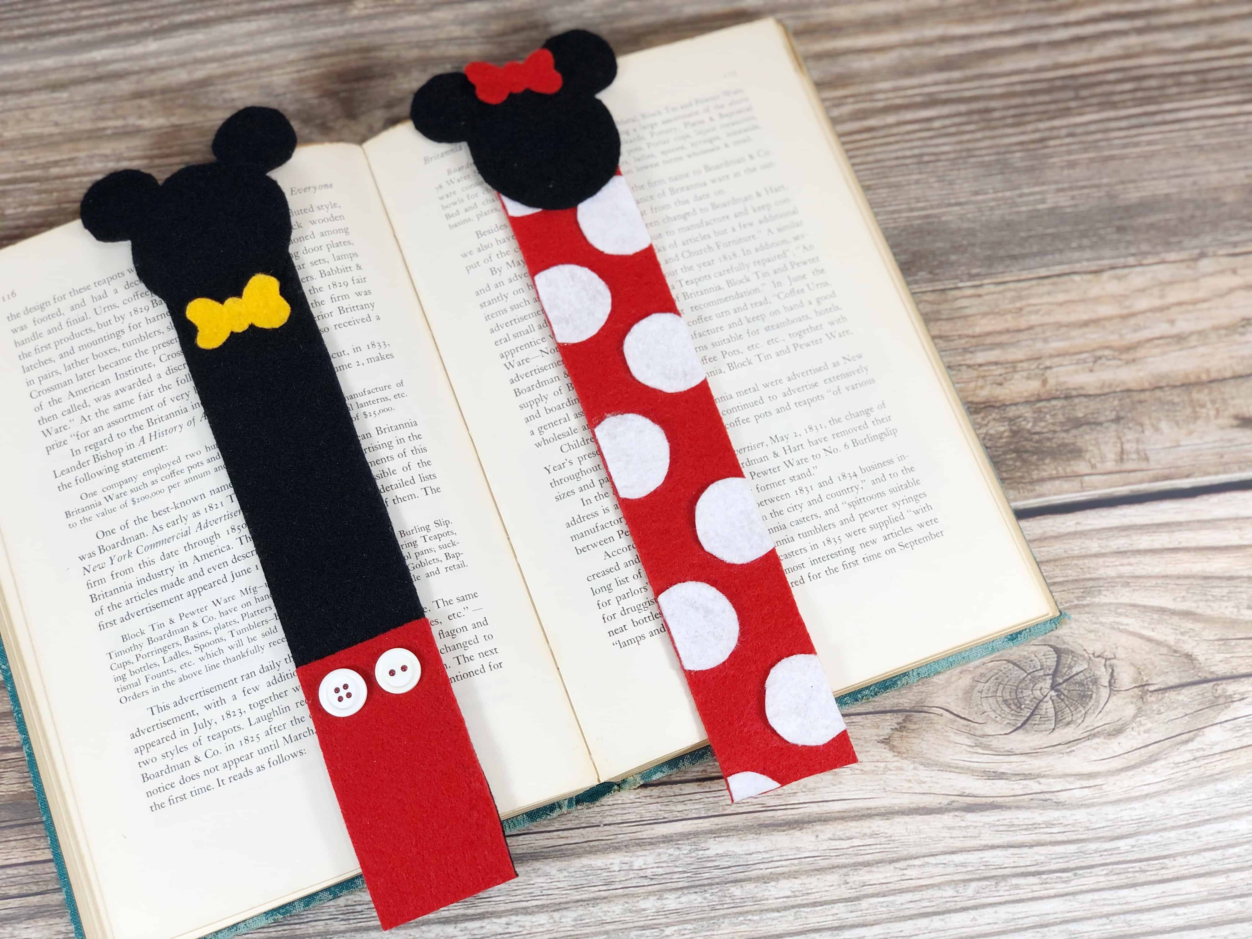 Adorable DIY: how to make Mickey and Minnie Mouse bookmarks