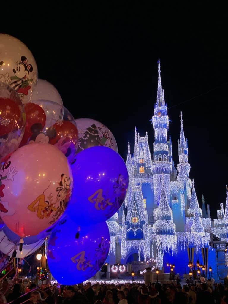 If you want to know how to celebrate the holidays at Walt Disney World Resort, whether at the parks or the resorts, here's a complete guide