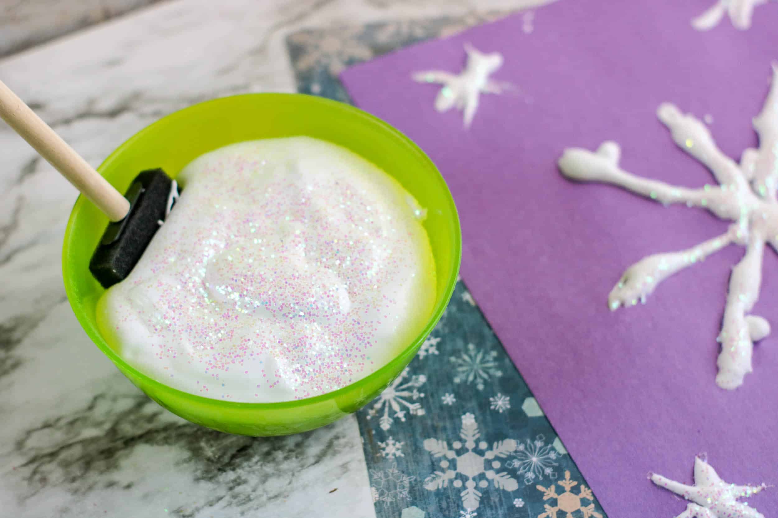 How to make fun and sparkly snow paint