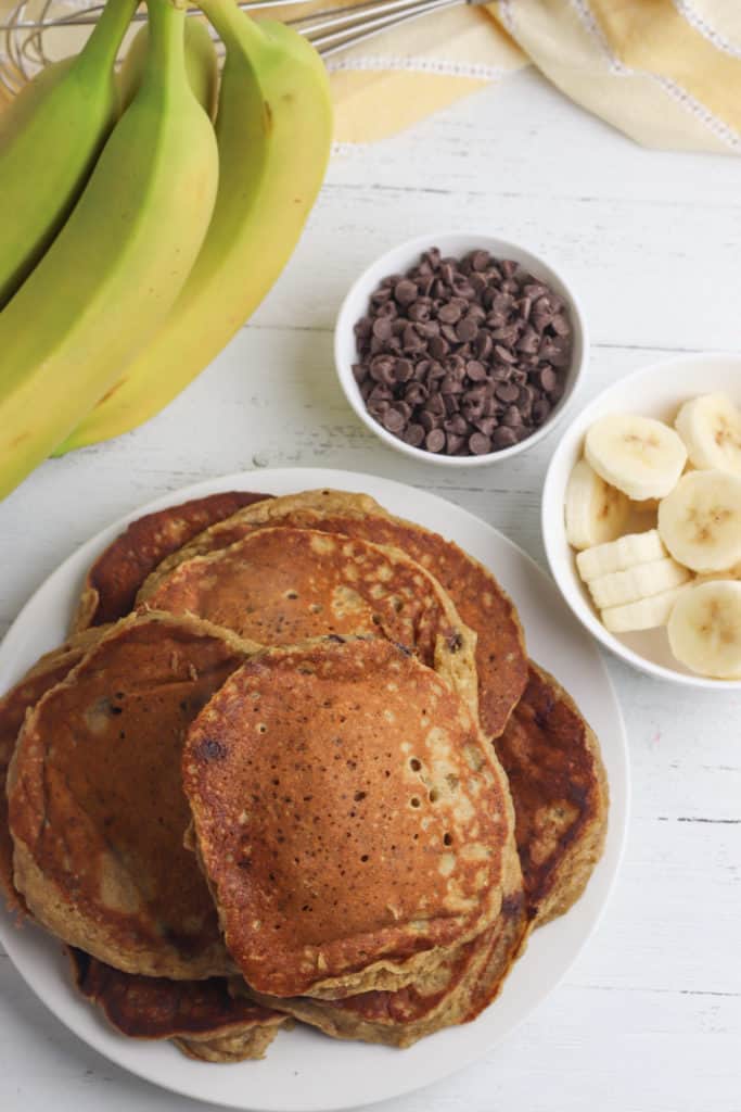 Peanut butter, banana and chocolate chip pancakes recipe
