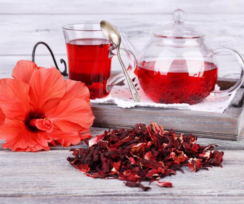 This hibiscus iced tea is so refreshing! We have the original recipe from the ultra chic Fauchon L'Hotel in Paris.