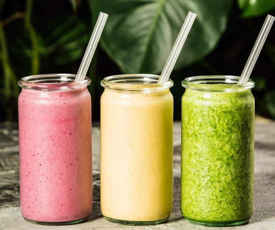 Discover why smoothies can help nyour health and get 6 easy recipes