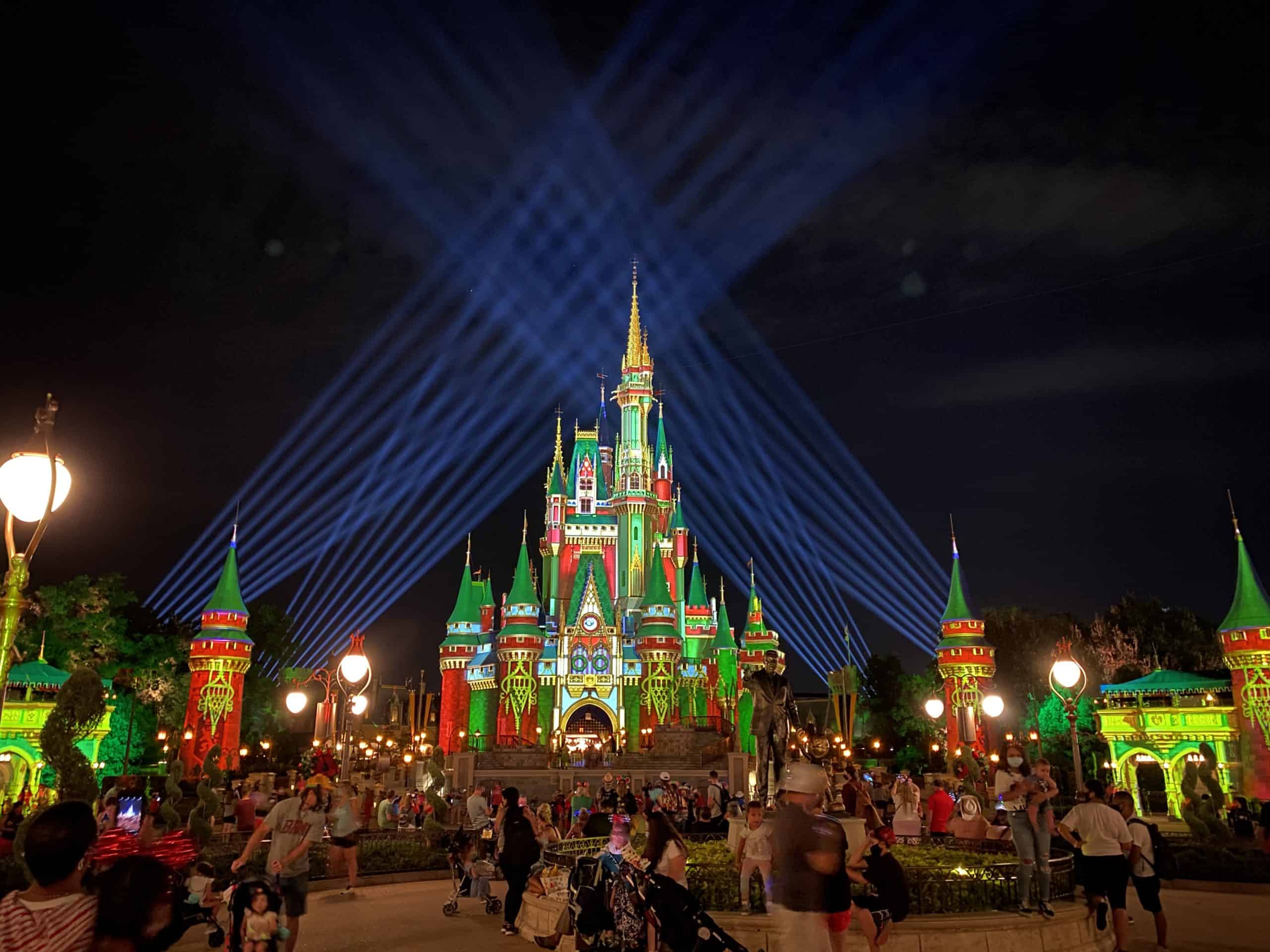 What to know if you go to Walt Disney World during the 2020 holiday season