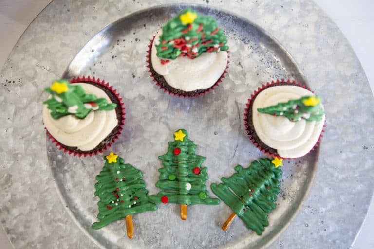Delicious Christmas Tree Cupcakes