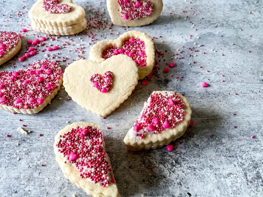 These might be the most amazing Valentine's Day sugar cookies ever. Follow the steps so you can bake your own edible sugar cookie box and fill it with sprinkles. Yum!