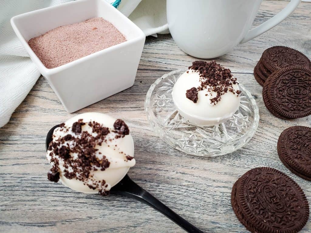 Oreo hot cocoa bombs are perfect for cookies and cream lovers or to celebrate National Oreo Day on March 6. Follow the simple instructions to make your own  hot chocolate bombs with Oreo cookies.