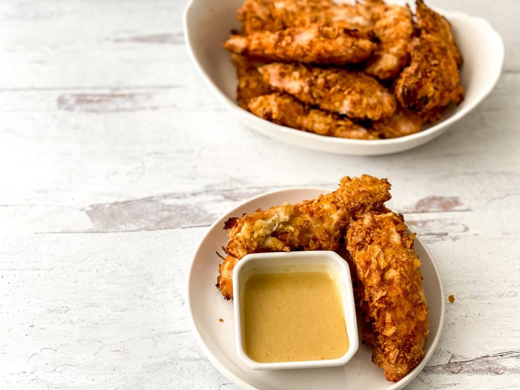 Baked chicken tenders with dipping sauce