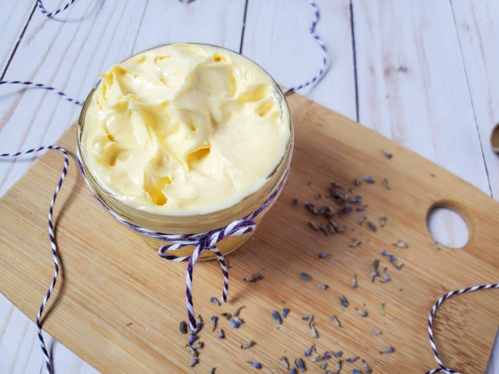 Homemade relaxing lavender cream