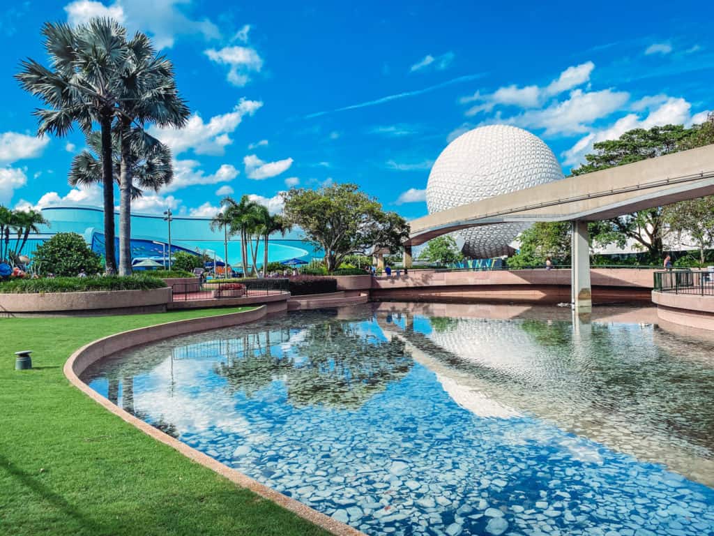 If you're planning a trip to Walt Disney World before November 20, make sure to visit the 2021 Epcot Food & Wine Festival. Here's everything you need to know!