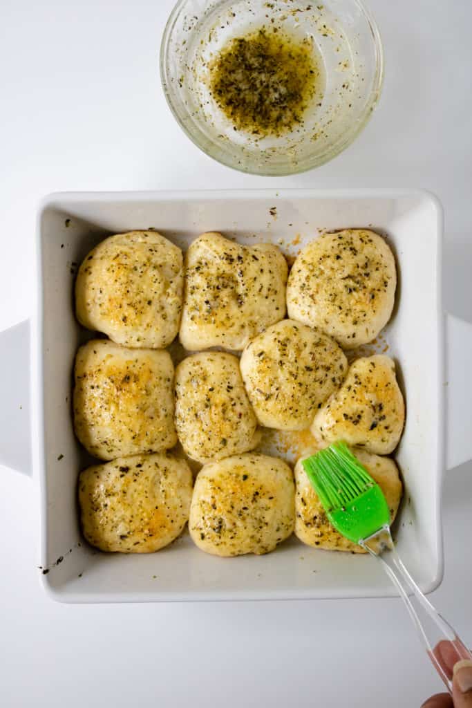 The newest viral recipe on TikTok will have you making cheesy garlic biscuit balls. If you like garlic bread and biscuits, you will LOVE this easy version. 