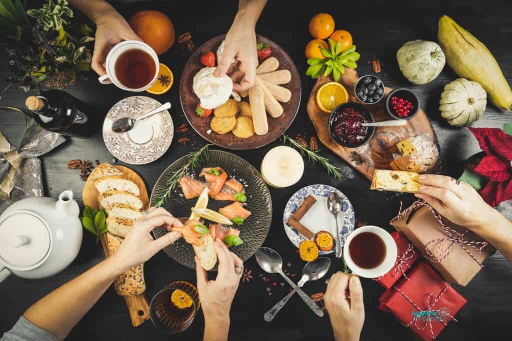 Dive into a spread of amazing Christmas  and holiday brunch ideas that'll have your family and friends talking till next year. From scrumptious breakfast casseroles to DIY mimosa bars, we've got the lowdown on turning your brunch into a festive feast. 