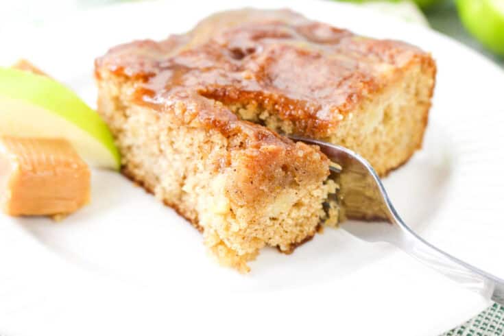 This moist Caramel Apple Cake combines tender apple pieces with a rich caramel glaze, creating the perfect fall dessert. Perfect for fall gatherings or a cozy night in, this cake brings together fresh apples, a homemade caramel sauce and classic spices in such a satisfying way.