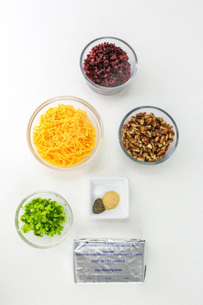 Cranberry pecan cheeseball ingredients